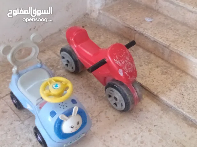 العاب اطفال سكوترات الحجم الكبير وعربايتين اطفال نظاف وشغالات