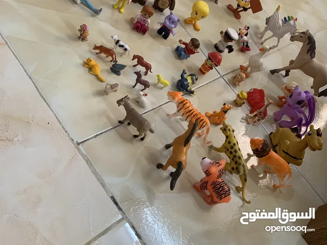 ألعاب اطفال خشبية وبلاستيكية آمنة