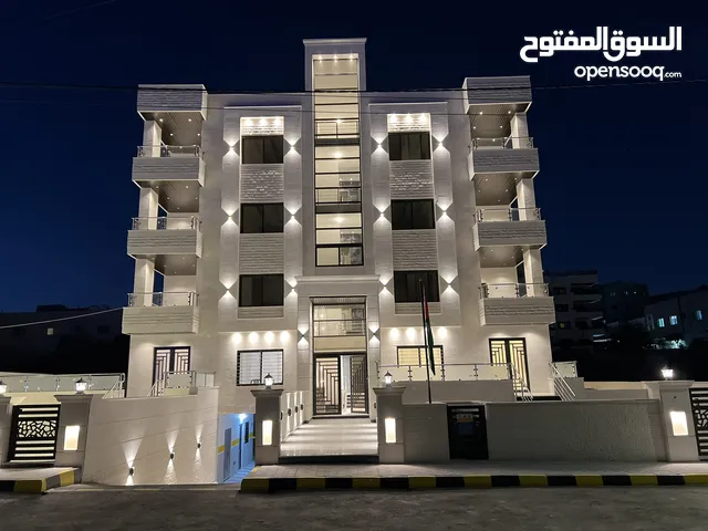 شقق مميزة مساحة 190 متر للبيع في شارع الحرية خلف دائرة اراضي جنوب عمان