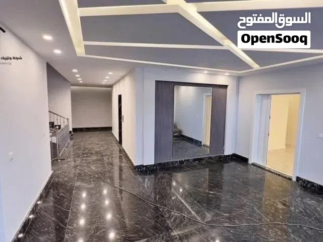 شقه. ارضيه. عين.زراه. لبيع.  موقع. ممتاز.