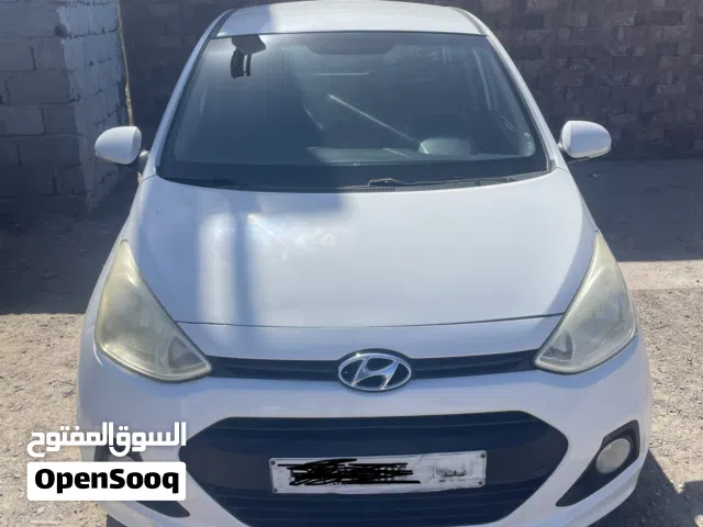 2015 هيونداي i10 Standard