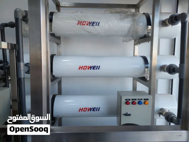 أجهزة تحلية RO بطاقات إنتاجية مختلفة مع جميع الحمايات وتحكم كامل