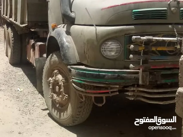 موجود قلاب مرسديس البيع السعر 10 الف سعودي قبل التفويض