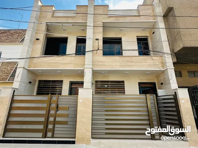 190 m2 4 Bedrooms Townhouse for Sale in Baghdad Saidiya