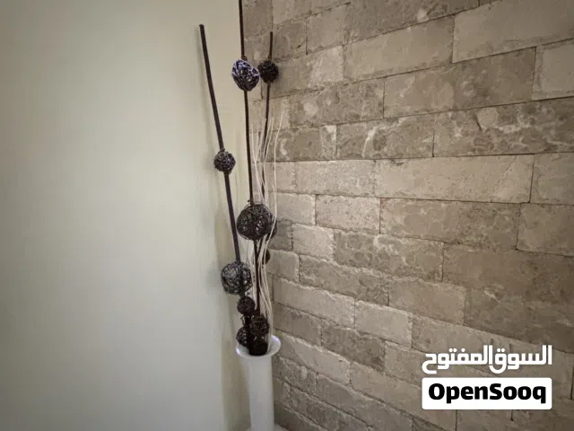 مزهريه بيضاء يجي معاها ديكور