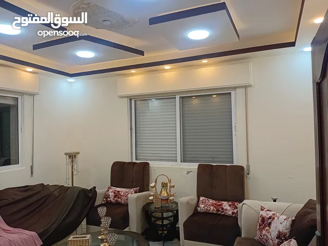 شقه للبيع مقابل مستشفى بديعة
