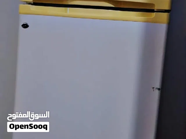 للبيع طاولة اكل