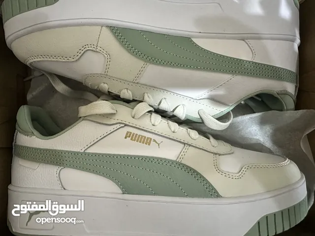 PUMA White-Green Shoes (NEW)