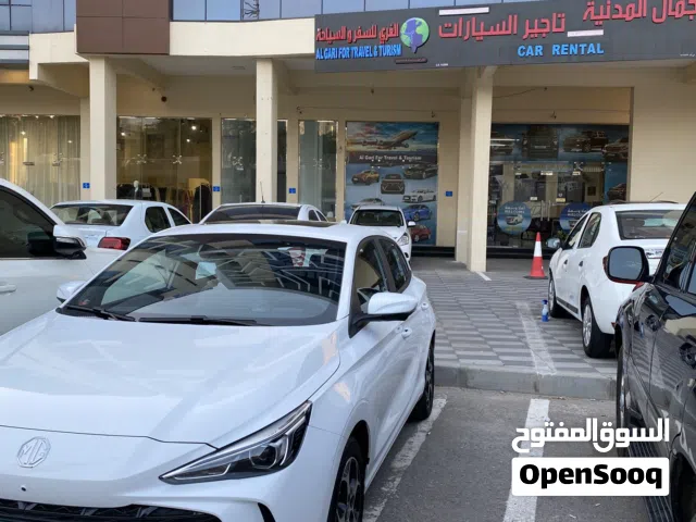 2025 هيونداي النترا SE