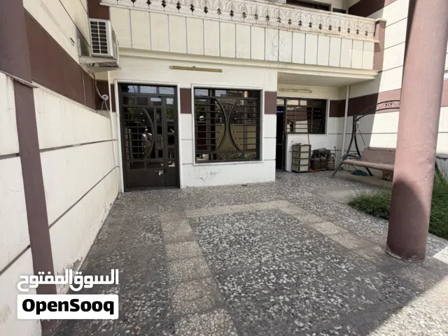 200 m2 4 Bedrooms Townhouse for Rent in Baghdad Saidiya