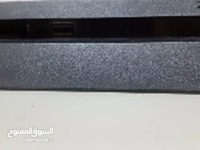 playstation 4 1TB مع يدات ثنين + 15 لعبه + بلس اربع شهور بريمر