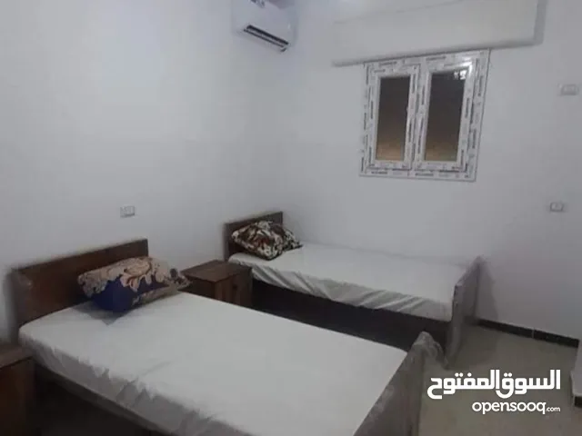 للإيجار يوجد سكن للعزاب نظام حجرات جحرة سرير حجرة سريران