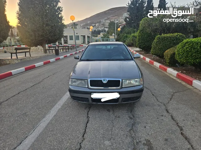سكودا اوكتافيا 2004