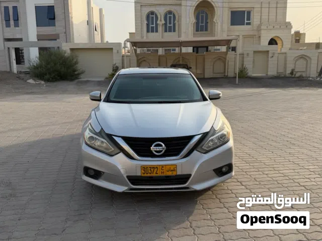 2016 نيسان التيما SL