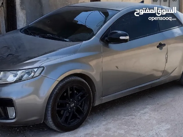 زجاج معجون وعادي أبواب ومثلتات كيا كوبي من 2010الي 2013