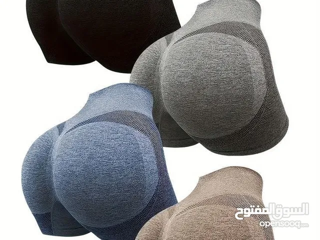 شورت رياضي نسائي كلش حلو بالبس