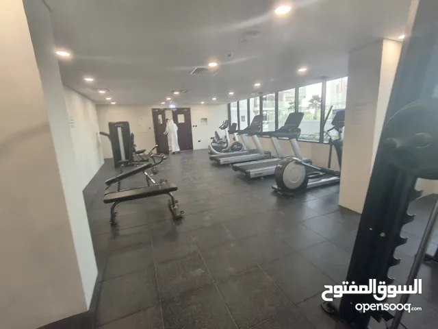 للإيجار في الحصن امام البحر ستديو الترا لوكس امام المركز العالمي