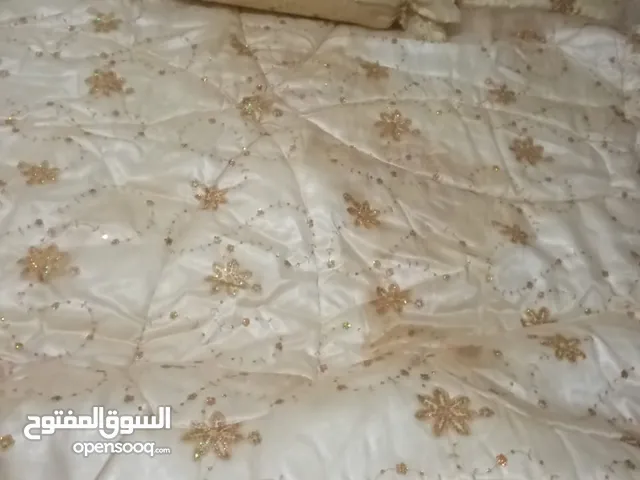 شرشف عرايسي شبه جديد