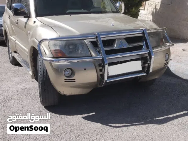 2006 ميتسوبيشي باجيرو GLS