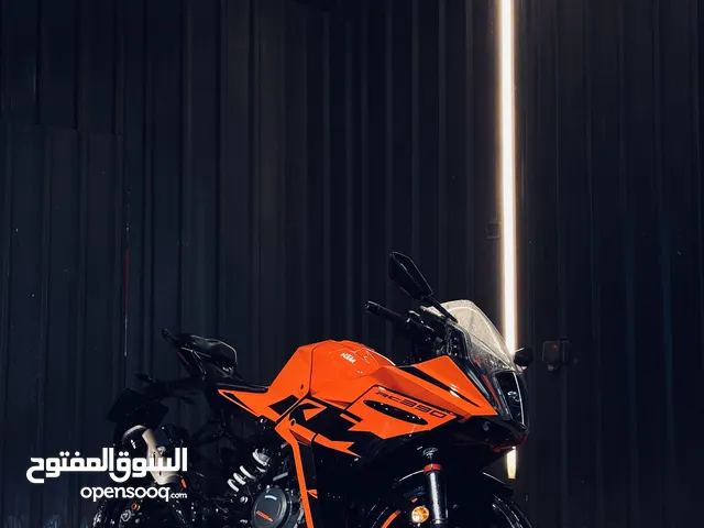 دراجة KTM RC390 - 2022