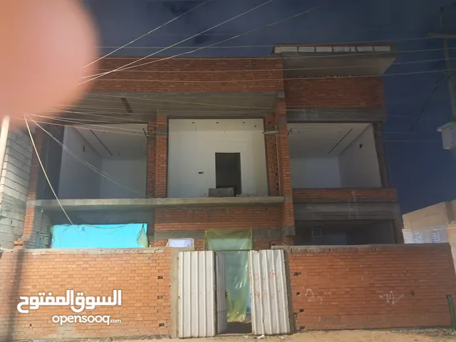 مطلوب لباخ صقل واجهة درجة أولى