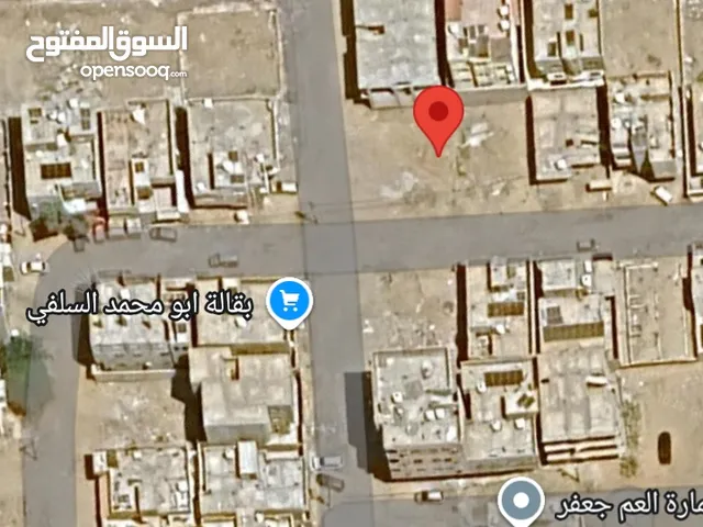 ارضيتين بشعب 575الحرم الجامعي