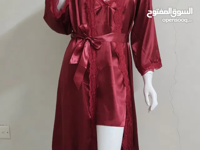 لانجري ساتان ناعم ثلاث قطع