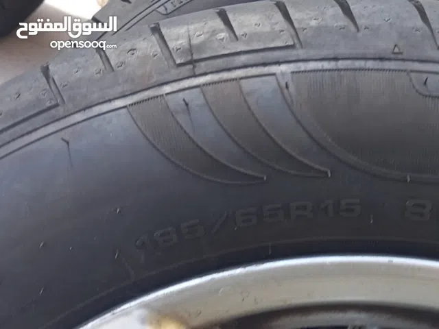 مجموعه اطارات مع ديسكوات  حديد  والمونيوم    مستعمله  استعمال اوروبي