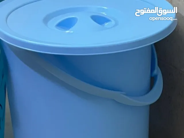 Blue Bucket with Lid / للبيع: سطل أزرق مع غطاء