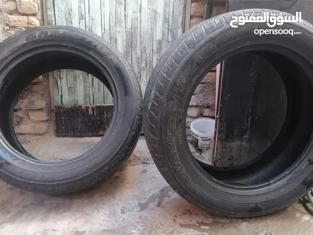 زوج تايرات مال فتح واحد منهن بيه بنچر ابيعهن اثنينهن سوه