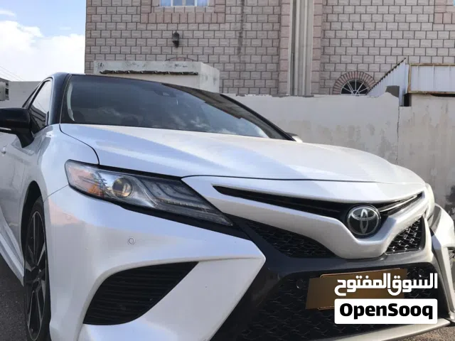 2018 تويوتا كامري XSE