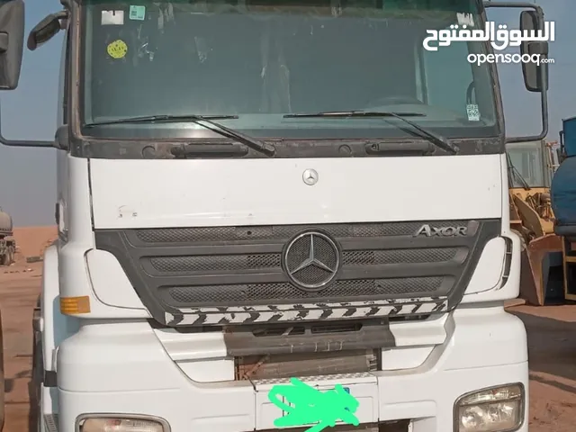 اثنين رؤس للبيع