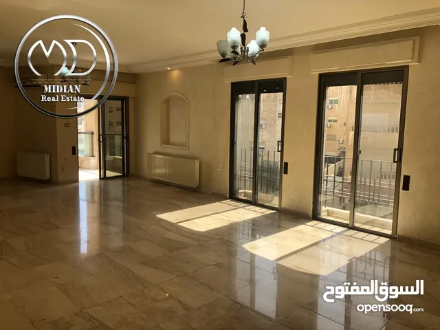225m2 3 Bedrooms Apartments for Rent in Amman Deir Ghbar