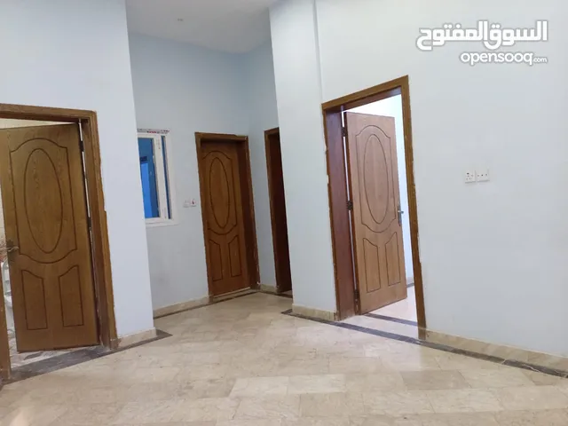 150 m2 2 Bedrooms Apartments for Rent in Basra Jaza'ir