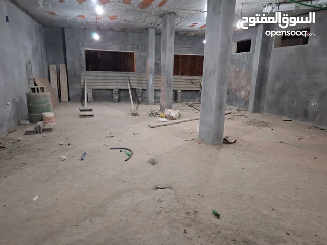 Unfurnished Shops in Tripoli Al-Hani