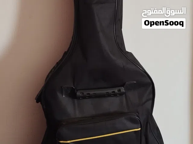 جيتار اكوستيك مستعمل للبيع