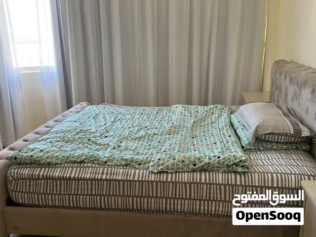 تسريحة و سرير بلمرتبة