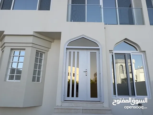 265 m2 4 Bedrooms Villa for Sale in Muscat Ghubrah
