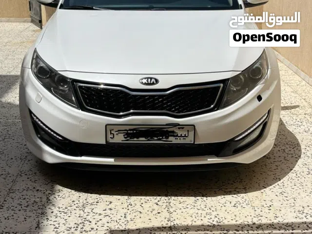 2012 كيا اوبتيما Standard