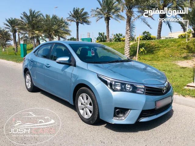 Toyota Corolla 2.0 engine 2014 model good car available for sale