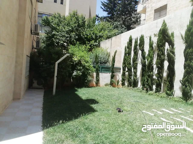 250m2 3 Bedrooms Apartments for Sale in Amman Deir Ghbar
