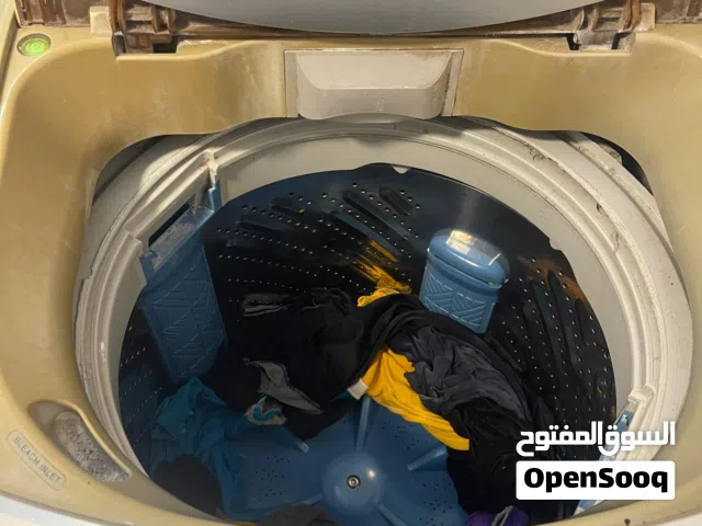 غساله 14 كيلو بحاله ممتازه  2 سرير فرداني