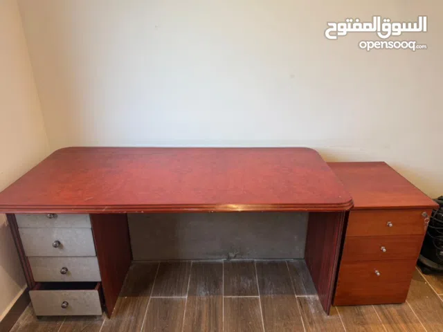 مكتب للبيع بمبلغ رمزي