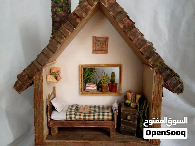 مجسم كوخ مصغر صنع يدوي