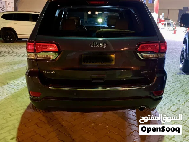 Used Jeep Grand Cherokee in Dhofar