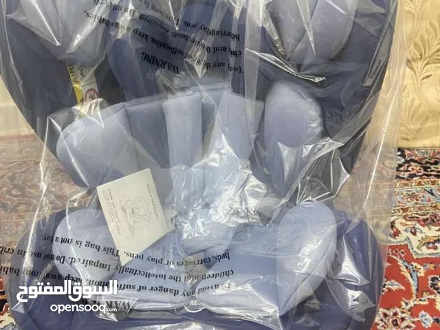 مقاعد سيارة للأطفال جديد