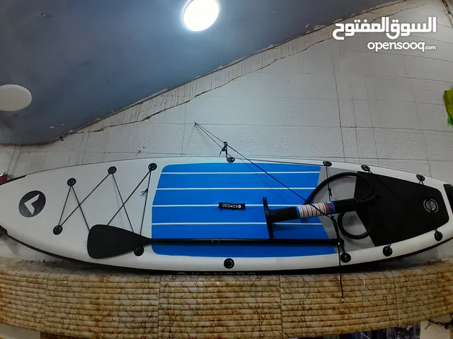 قارب نفخ جدبد في الكرتونة للبيع ص