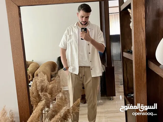 ايمن دشون