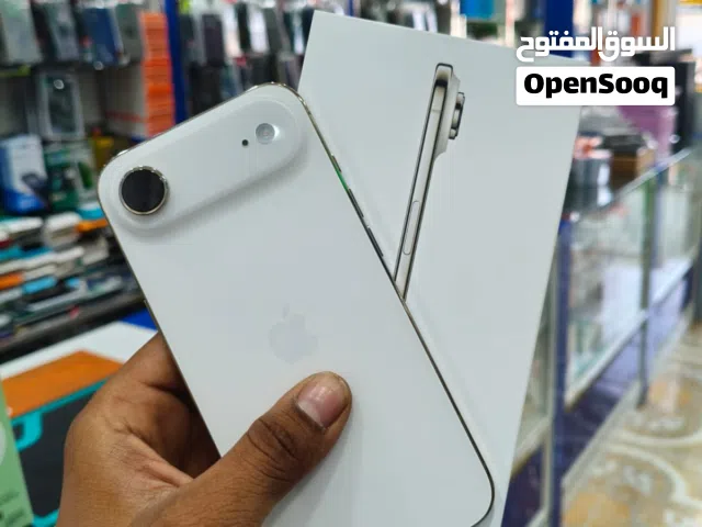 Brand New Apple iPhone 17 Air in Gold with 512 GB Storage