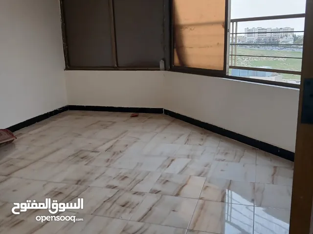 ستديو للإيجار في جبيهه ام زويتينه مقابل جامعه التطبيقيه